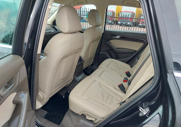 Audi Q5 cena 65700 przebieg: 256000, rok produkcji 2013 z Skoczów małe 154